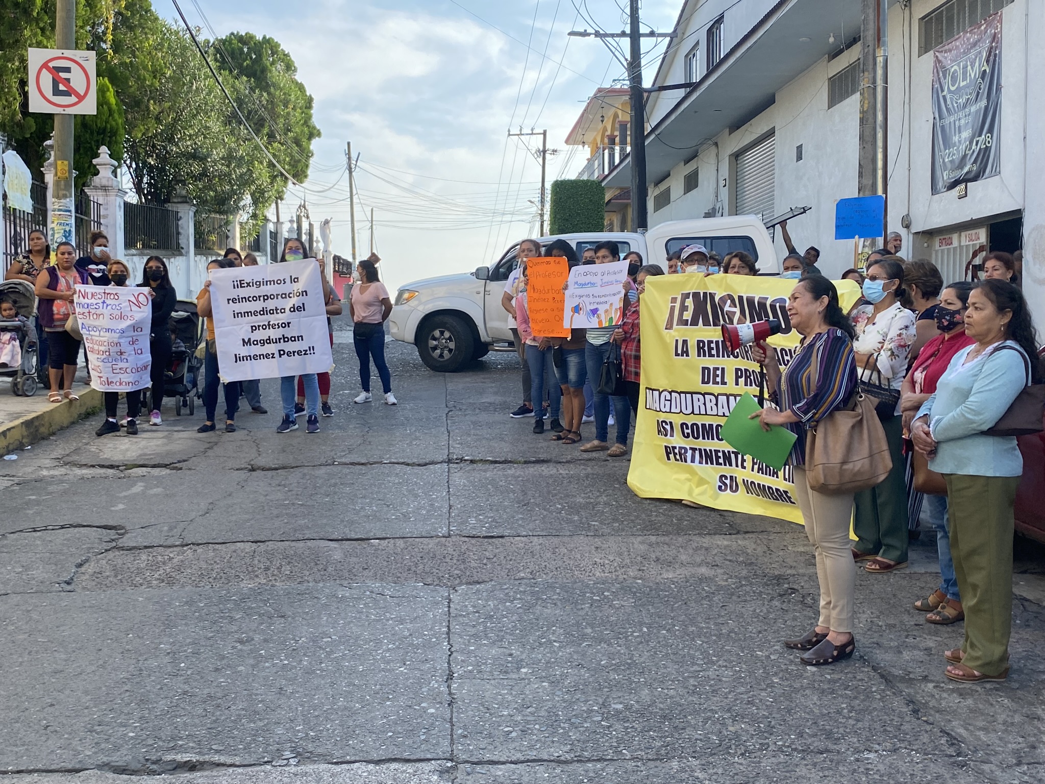 Se Manifiestan A Favor De Docente Señalado De Violencia Escolar